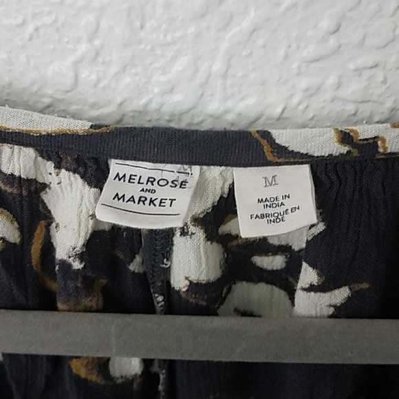 𝅺melrose & Market M peasant blouse button front - Picture 2 of 8